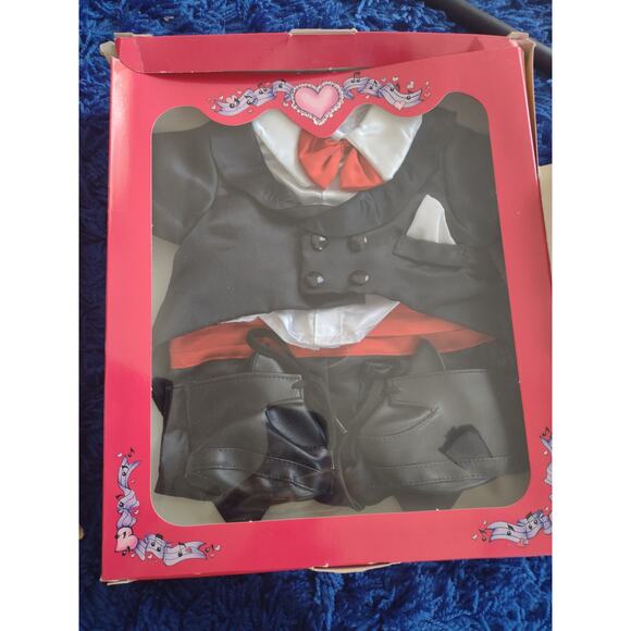 Vintage 80s Teddy Ruxpin Love Songs Tuxedo Outfit Book and Cassette Nostalgia - Picture 6 of 8